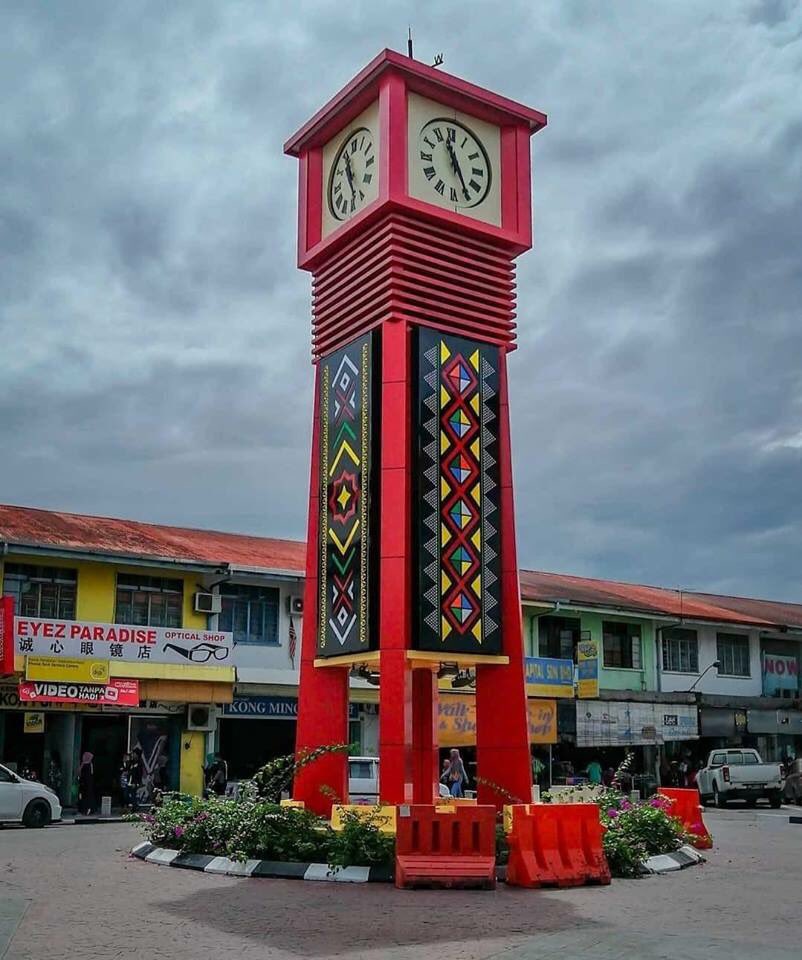 Menara Jam Tuaran.jpg